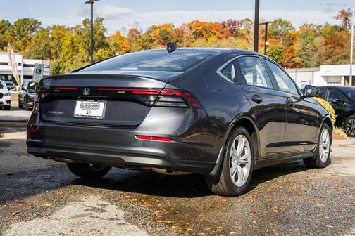 2025 Honda Accord LX 1.5T