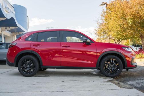 2026 Honda HR-V AWD Sport