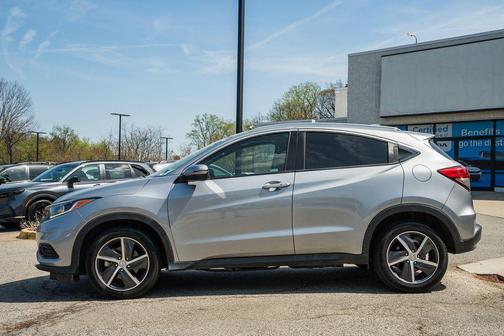 2022 Honda HR-V EX