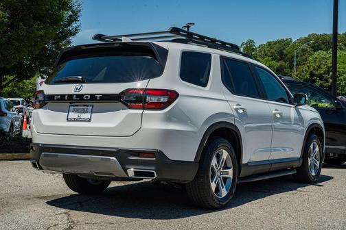 Platinum White Pearl 2026 Honda Pilot EX-L