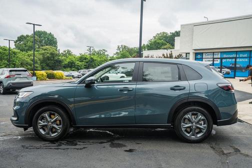 Go 2027 Honda HR-V LX