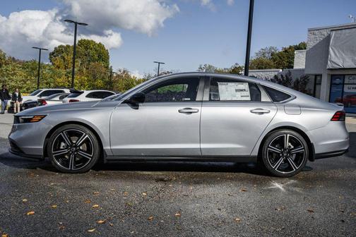 2025 Honda Accord Hybrid Base