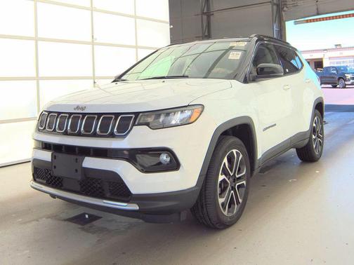 Bright White Clearcoat 2022 Jeep Compass Limited