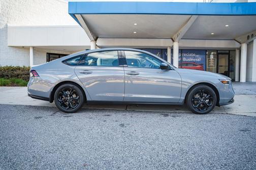 2025 Honda Accord Sport SE 1.5T