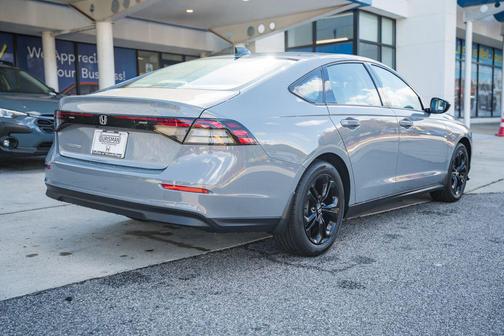 2025 Honda Accord Sport SE 1.5T