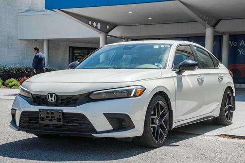 Platinum White 2023 Honda Civic Sport