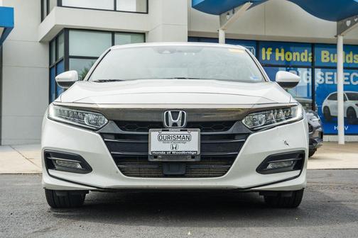 Platinum White 2018 Honda Accord Sport