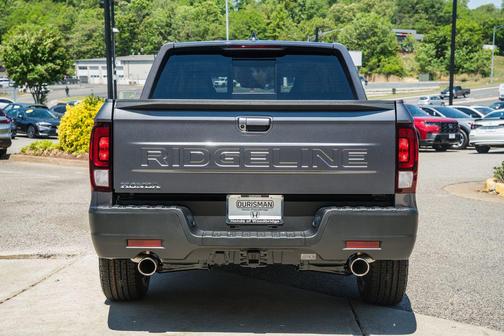 Modern Steel Metallic 2026 Honda Ridgeline RTL