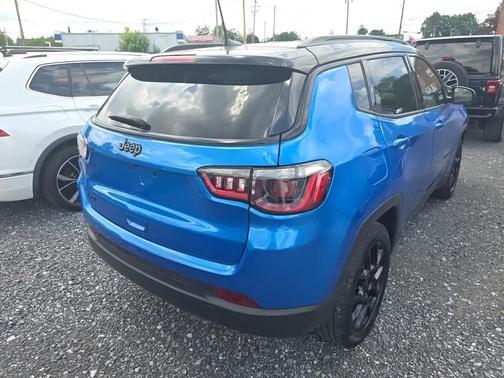 Laser Blue Pearlcoat 2022 Jeep Compass Latitude