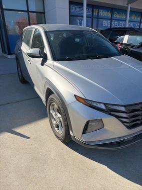 Shimmering Silver 2022 Hyundai TUCSON SE