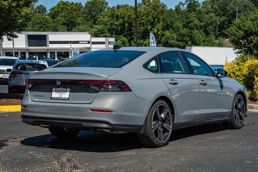 Urban Gray Pearl 2026 Honda Accord SE