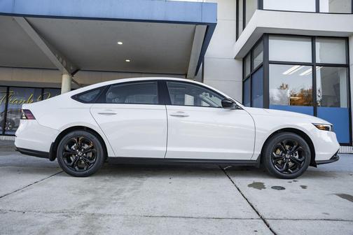 2025 Honda Accord Sport SE 1.5T