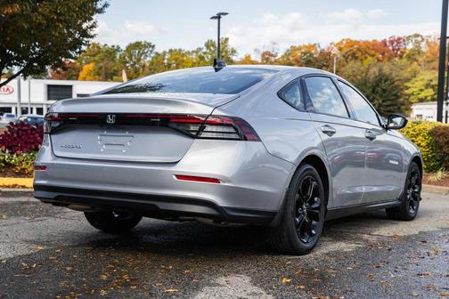 2025 Honda Accord Sport SE 1.5T