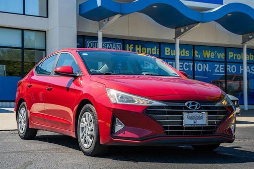 Scarlet Red 2019 Hyundai ELANTRA SE