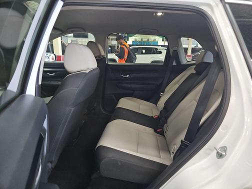 Platinum White Pearl 2025 Honda CR-V LX AWD