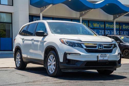 Modern Steel Metallic 2019 Honda Pilot LX