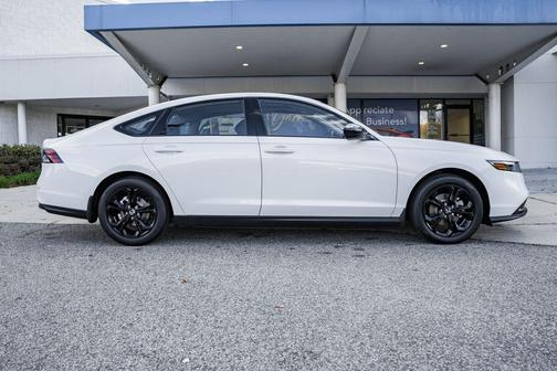 2025 Honda Accord Sport SE 1.5T