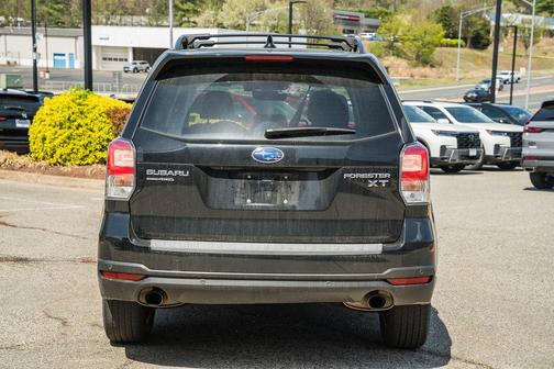 Crystal Black Silica 2018 Subaru Forester 2.0XT Touring