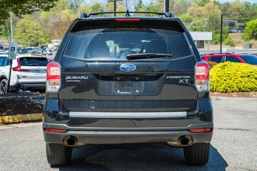 Crystal Black Silica 2018 Subaru Forester 2.0XT Touring