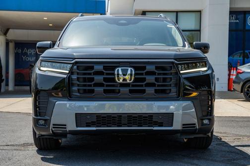 Crystal Black Pearl 2026 Honda Pilot EX-L