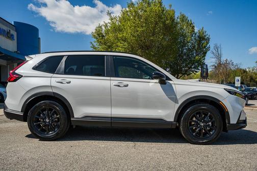 Platinum 2026 Honda CR-V Hybrid Sport-L FWD