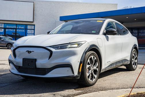 2022 Ford Mustang Mach-E Premium