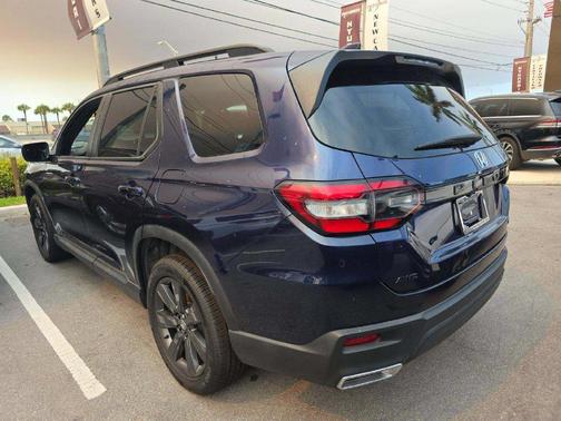Obsidian Blue Pearl 2023 Honda Pilot AWD Sport