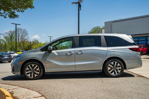 Silver Metallic 2026 Honda Odyssey EX-L