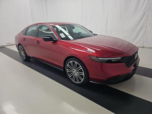 Crystal Black Pearl 2023 Honda Accord Hybrid Sport