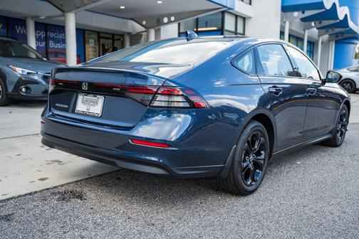 2025 Honda Accord Sport SE 1.5T