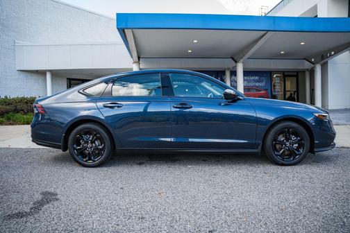 2025 Honda Accord Sport SE 1.5T