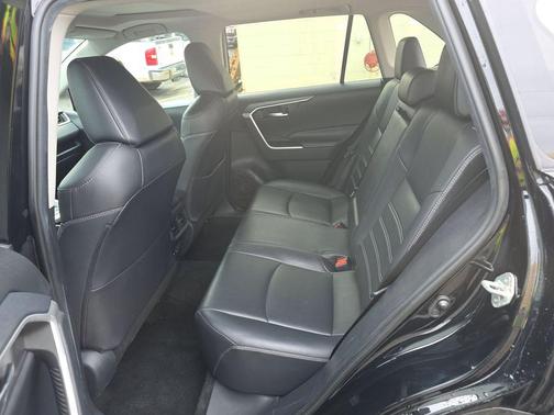 Midnight Black Metallic 2019 Toyota RAV4 XLE Premium