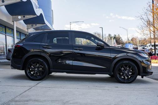 2025 Honda HR-V AWD Sport