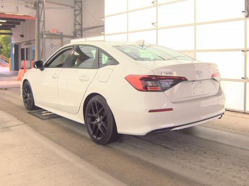 Platinum White Pearl 2024 Honda Civic Sport