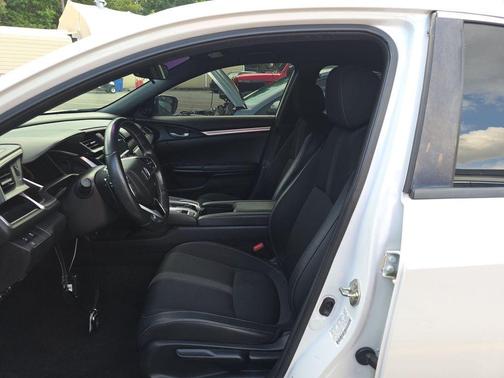 White 2019 Honda Civic Sport
