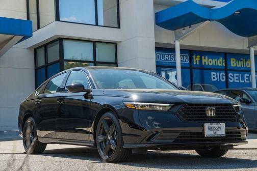 Crystal Black Pearl 2026 Honda Accord Hybrid Sport-L