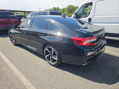 Crystal Black Pearl 2021 Honda Accord Sport 2.0T