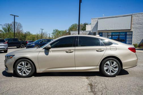 Crystal Black Pearl 2018 Honda Accord LX