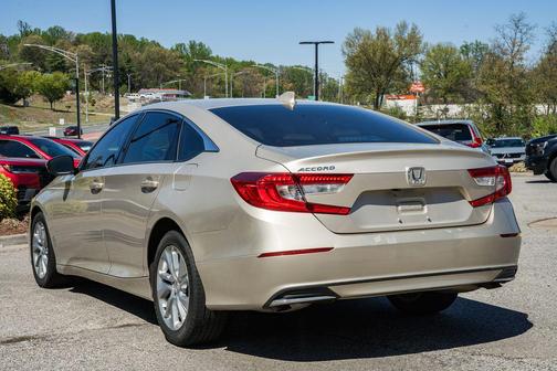 Crystal Black Pearl 2018 Honda Accord LX