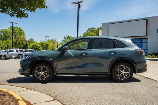 Nordic Forest Pearl 2023 Honda HR-V EX-L