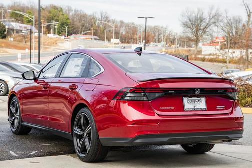 2025 Honda Accord Hybrid Sport