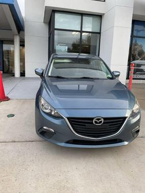2016 Mazda Mazda3 i Sport