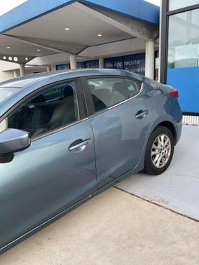 2016 Mazda Mazda3 i Sport
