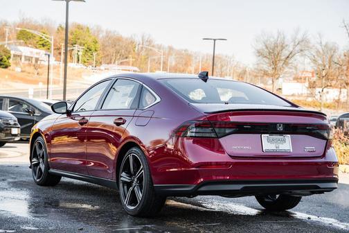 2025 Honda Accord Hybrid Sport