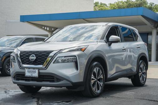 Brilliant Silver Metallic 2023 Nissan Rogue SV