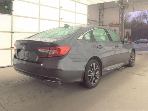 Sonic Gray Pearl 2021 Honda Accord EX-L 1.5T