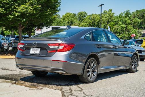 Sonic Gray Pearl 2021 Honda Accord EX-L 1.5T
