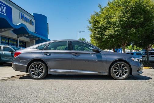 Sonic Gray Pearl 2021 Honda Accord EX-L 1.5T