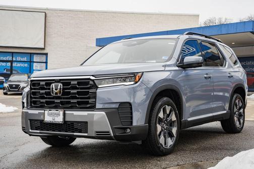 2026 Honda Pilot Touring 8-Passenger