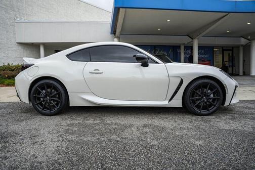 2023 Toyota GR86 Premium